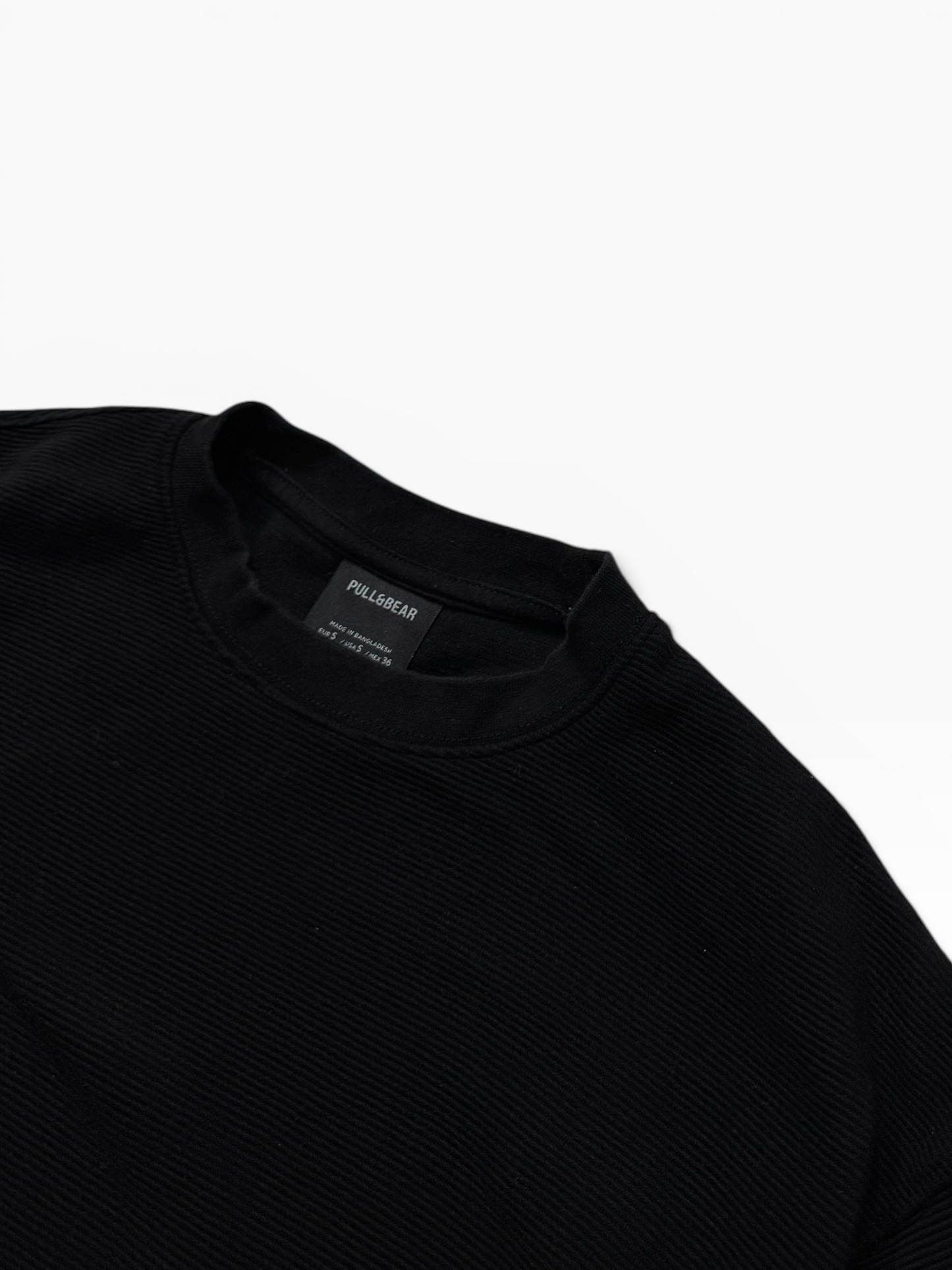 Pull & Bear Black Tee