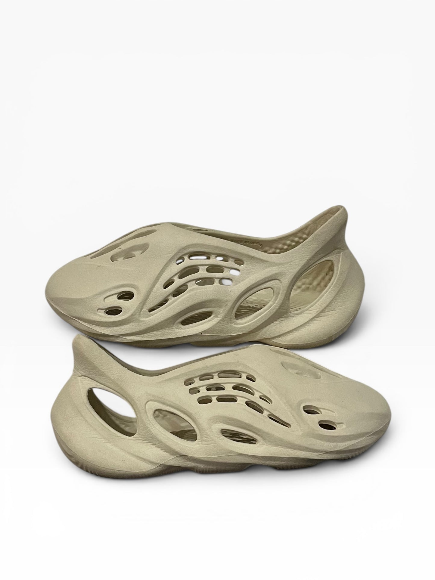 Yeezy foam runners
