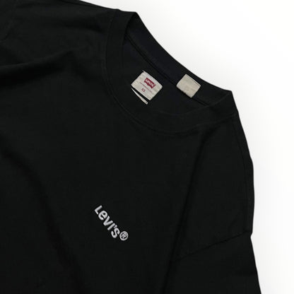 Levi’s Black Tee